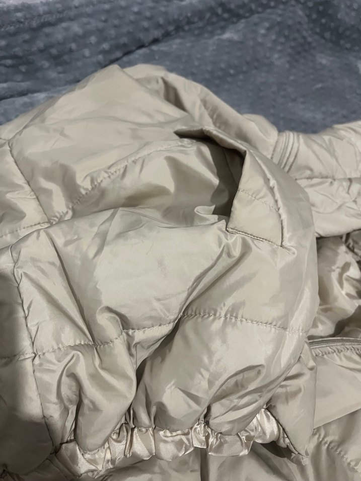 Bej Kapüşonlu Fermuarlı Kadın Yelek - Görsel 4