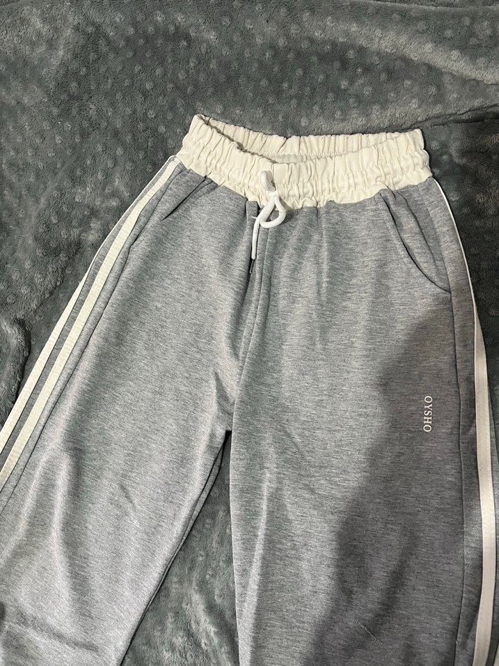 Gri Çizgili Kadın Spor eşofman - Görsel 2