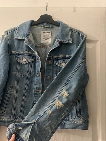 Pull and Bear PULL&BEAR