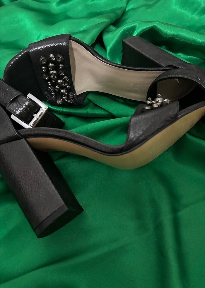 Kadın topuklu ayakkabı - Görsel 2