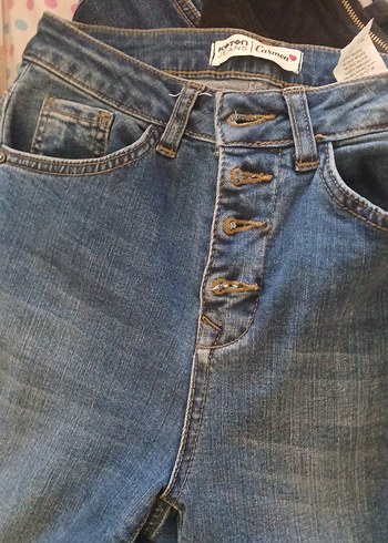 Düğmeli Bol Kesim Mavi Denim Kadın Pantolon