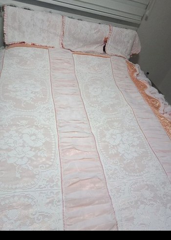 Nakışlı Pastel Beyaz Yatak Örtüsü - Görsel 3