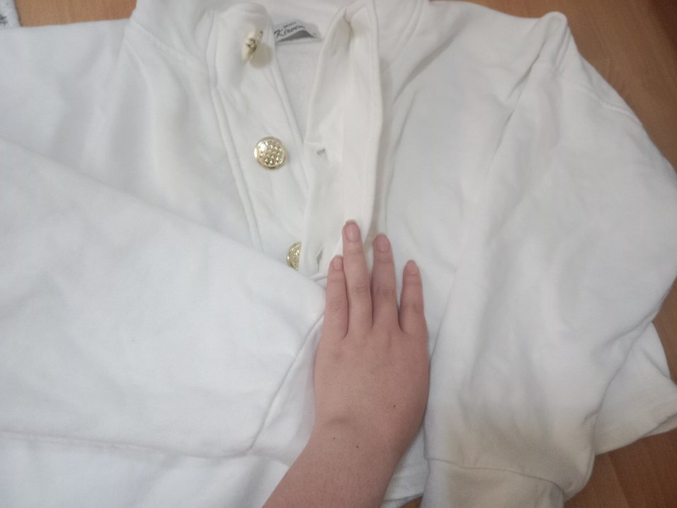 Düğmeli Beyaz Kadın Sweatshirt - Görsel 2