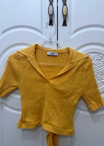 Sarı Kısa Kollu Boğazlı Örgü Kadın Kazak - Görsel 2