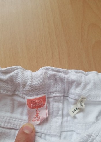 12-18 Ay Beden Düğmeli Beyaz Kız Kot Şort