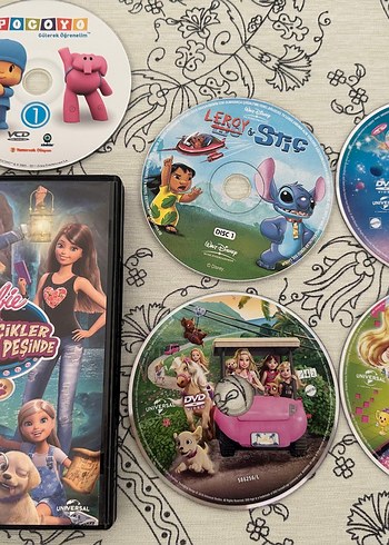 Barbie ve köpekçikler +4DVD HEDİYE