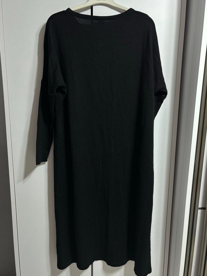 Siyah Uzun Kollu Kadın Uzun hırka - Görsel 4