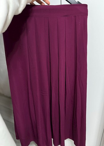 Piliseli Uzun Kadın Etek - Görsel 4