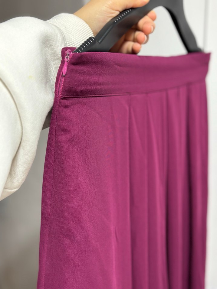 Piliseli Uzun Kadın Etek - Görsel 3