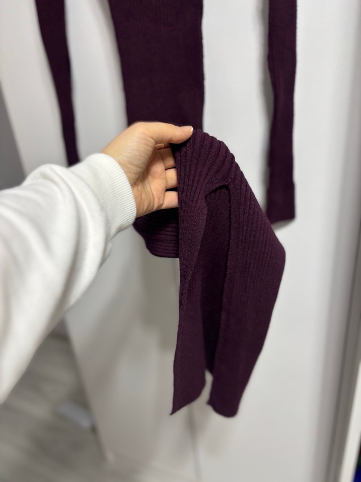 Bordo Yüksek Yakalı Uzun Triko Elbise - Görsel 5