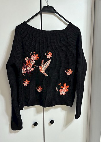 Nakışlı Siyah Kadın Kazak - Görsel 3