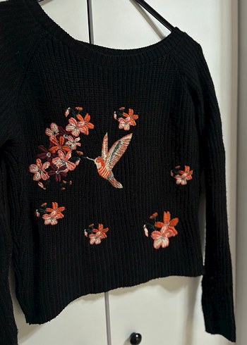 Nakışlı Siyah Kadın Kazak - Görsel 2