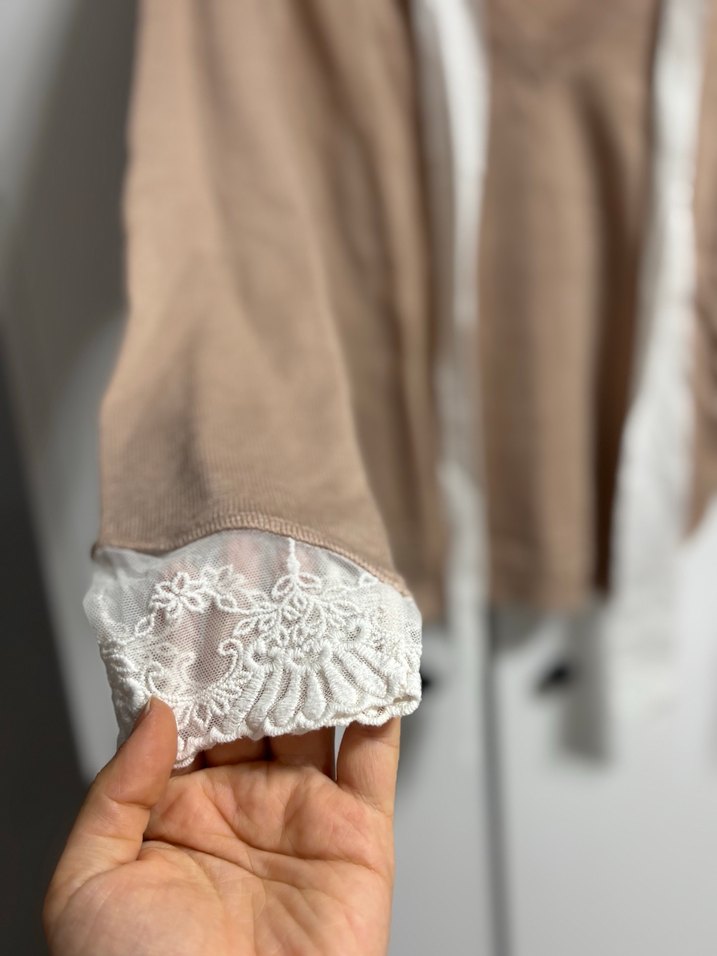 Bej V Yaka Triko Kadın Kazak - Görsel 2