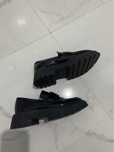 37 Beden Zara ayakkabı