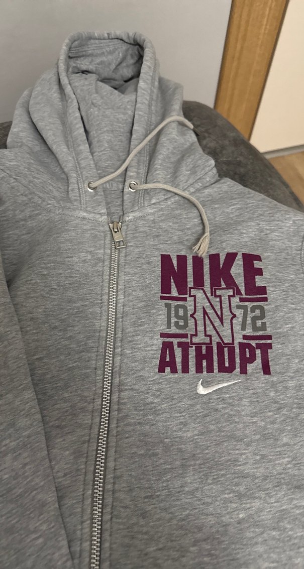 Gri Kapüşonlu Nike Sweatshirt - Görsel 2