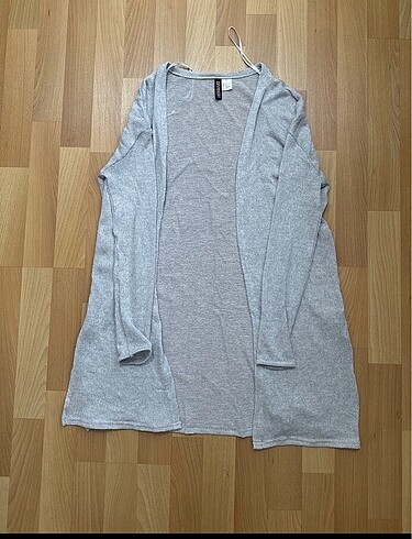H&M gri renk hırka