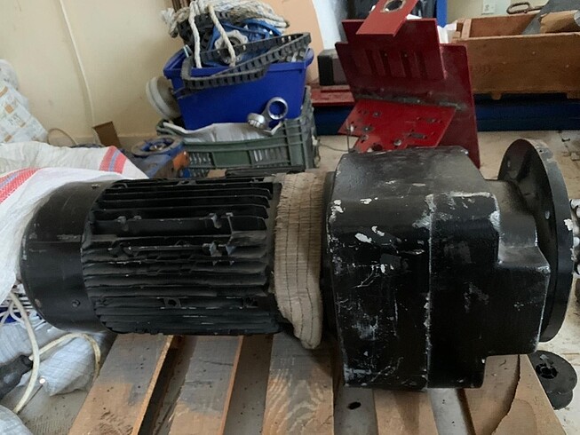 15 KW REDÜKTÖRLÜ MOTOR