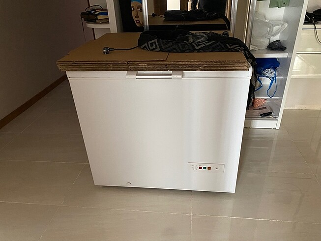 BOSCH MARKA 250 Litrelik dondurucu
