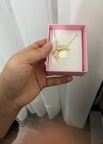 Altın Renk Mini Kanat Kolye - Görsel 2