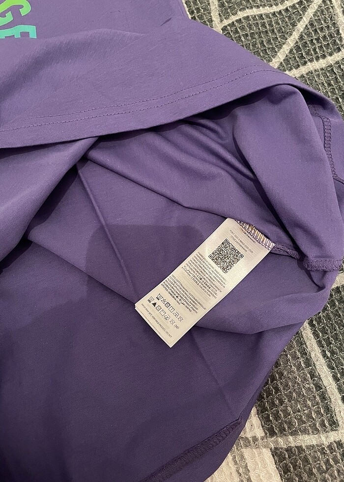 Guess M Beden Tişört - Görsel 4