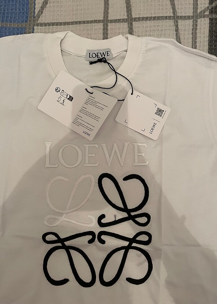 Loewe M Beden Tişört - Görsel 4