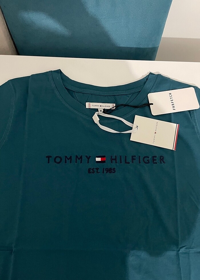 Tommy Hilfiger M Beden Tişört - Görsel 2