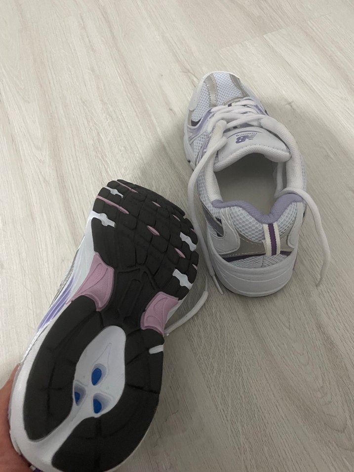 Nb 39 numara 530 model bayan ayakkabı - Görsel 4