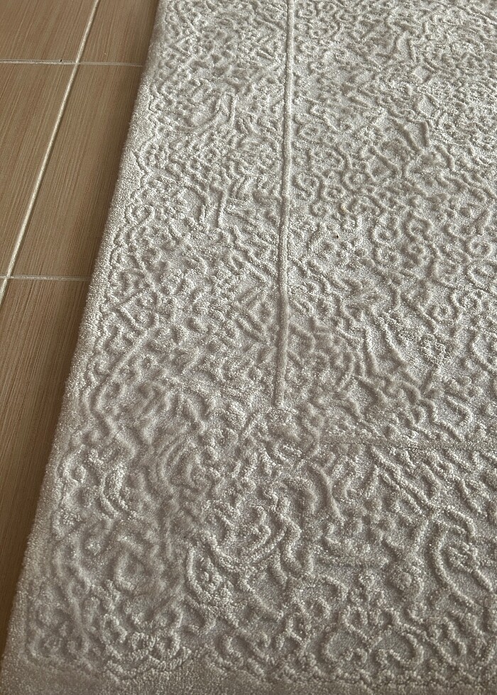 Krem renk temiz halılar - Görsel 2