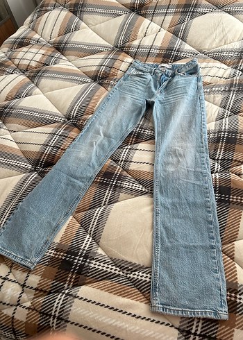 Stradivarius Baskılı Kısa Mavi Kadın Kot - Görsel 2