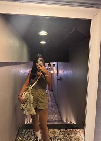 Bershka Kadın Haki Kamuflaj Mini Şort