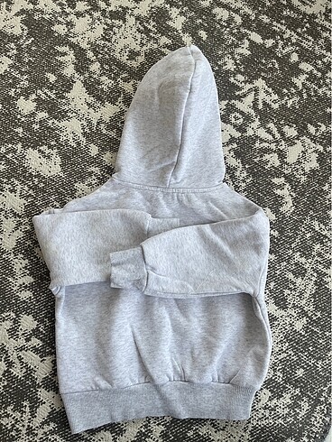 4 Yaş Beden Kapşiyonlu sweatshirt