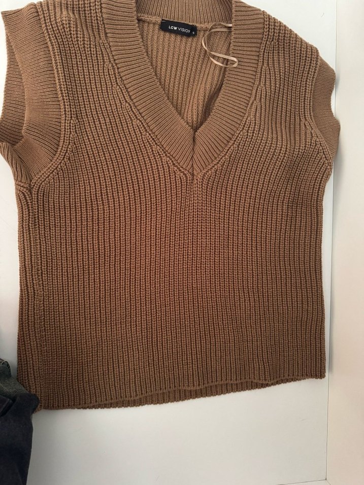 Kadın Kahverengi Triko Yuvarlak Yaka Kazak - Görsel 3