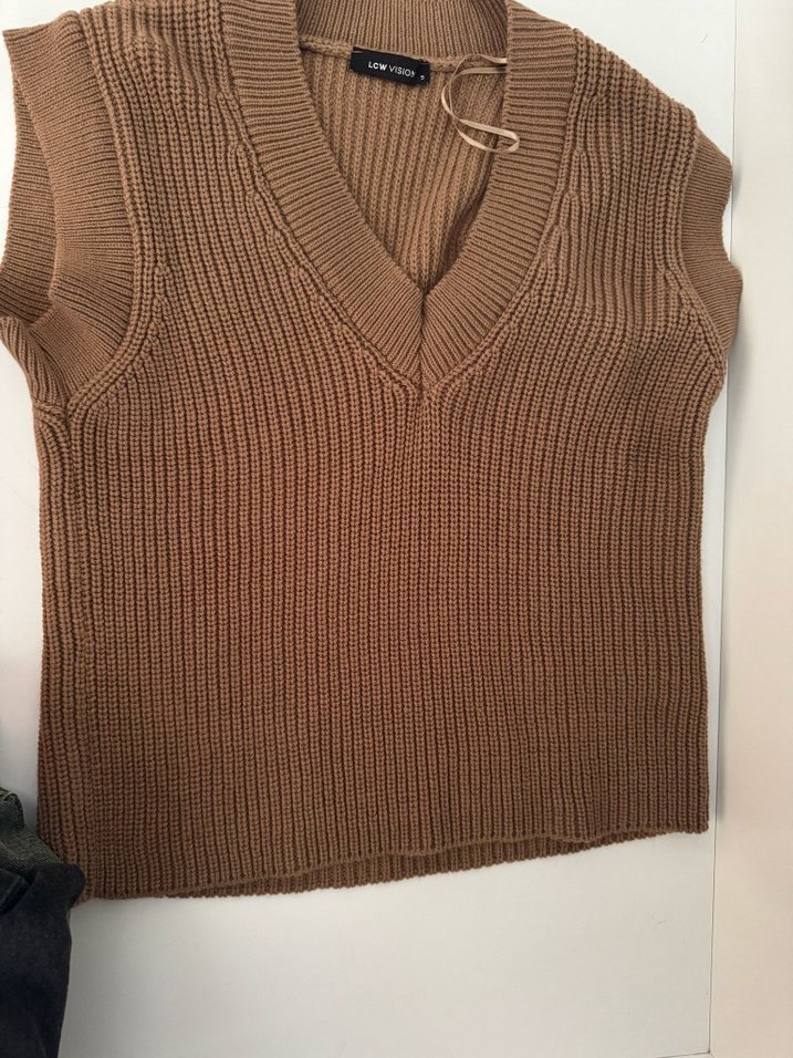 Kadın Kahverengi Triko Yuvarlak Yaka Kazak - Görsel 2