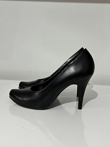 37 Beden Siyah stiletto , topuklu ayakkabı