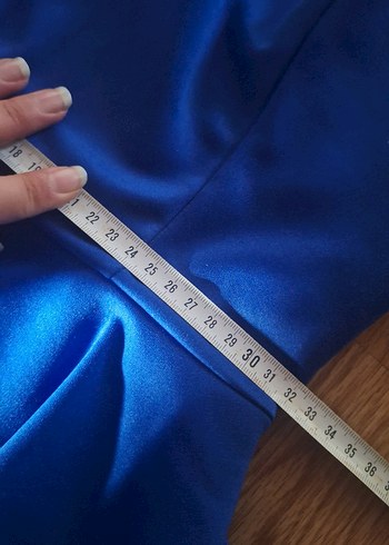 Mavi Renkli Kolsuz Midi Elbise - Görsel 5