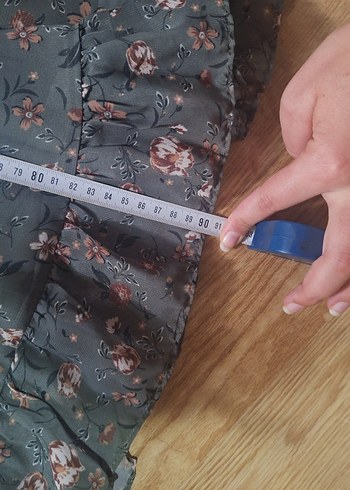 koyu yeşil kına yeşili de denebilir Çiçek Desenli kısa elbise - Görsel 5