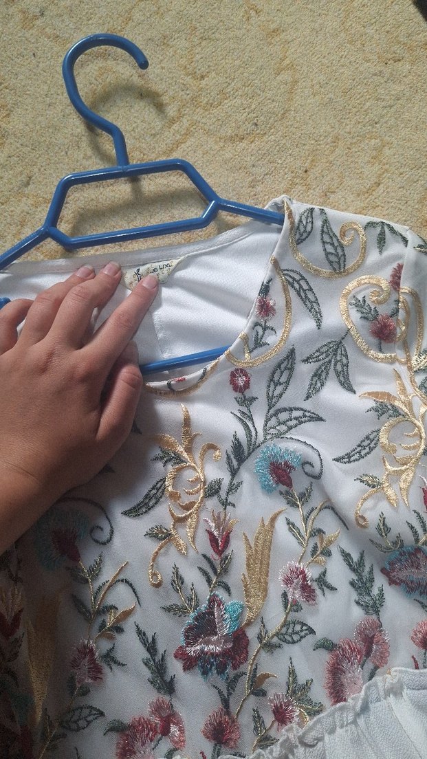 Nakışlı Uzun Beyaz Bohem Elbise - Görsel 2