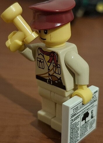 Lego Minifigür Postacı