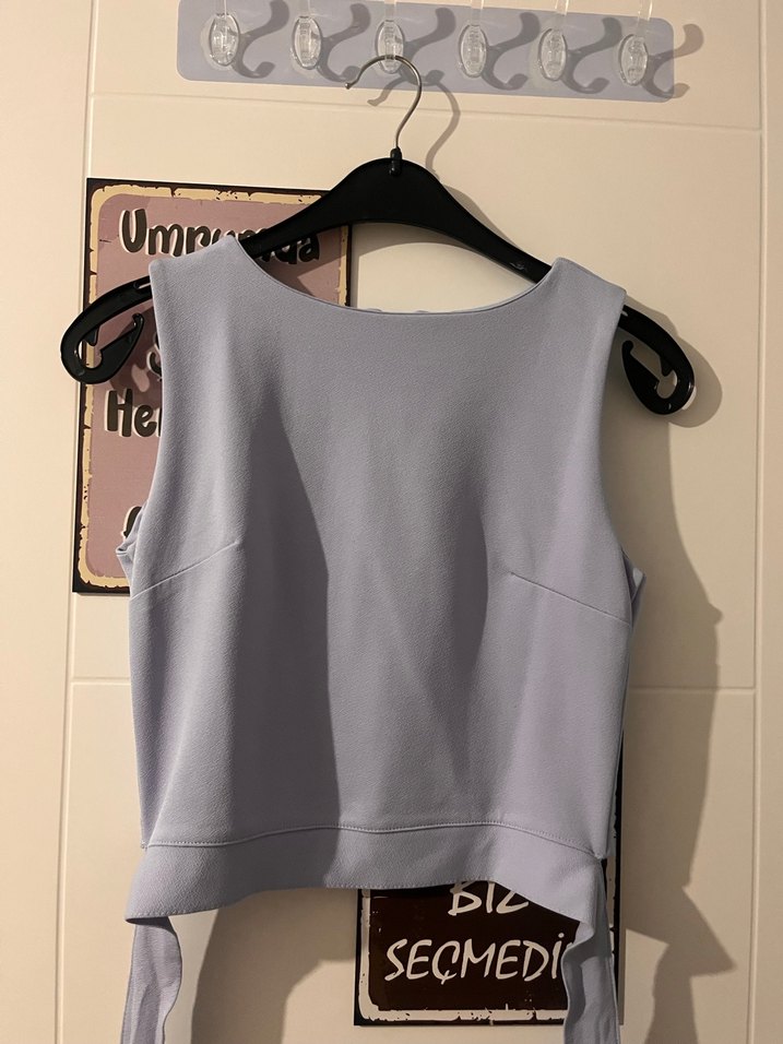 Gri Mini Yüksek Yakalı Kadın Atlet - Görsel 4