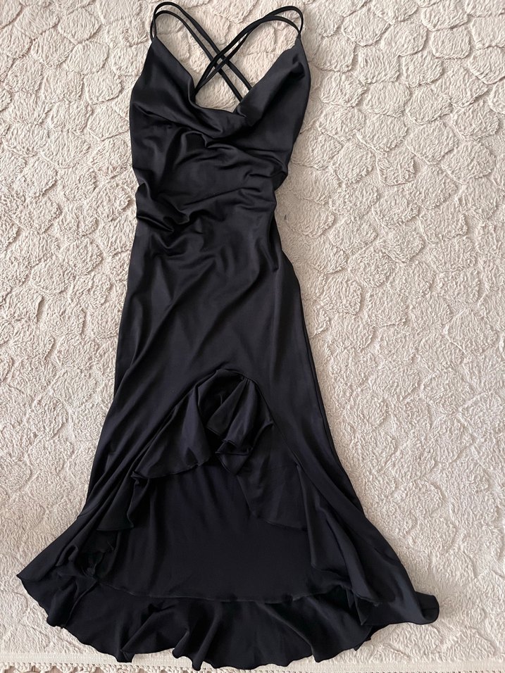 Siyah Drapeli Uzun Askılı Elbise - Görsel 2