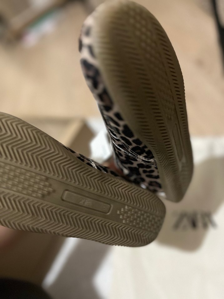 Zara Leopar Desenli Kadın Dolgu Topuklu Spor Ayakkabı - Görsel 3