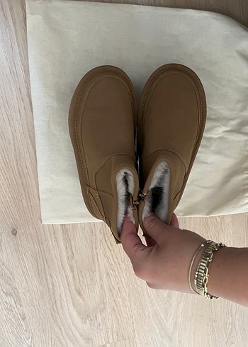 30 Beden kahverengi Renk Zara çocuk Kahverengi Süet Dolgu Topuk Bot