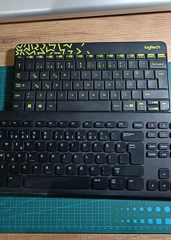 Logitech Yeşil ve Lenovo klavye - Görsel 4