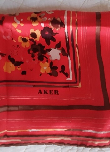  Beden Aker ipek eşarp 