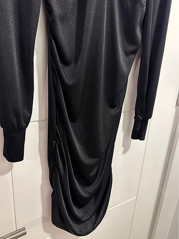 m Beden H&M siyah elbise