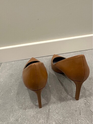 39 Beden Zara taba rengi topuklu ayakkabı