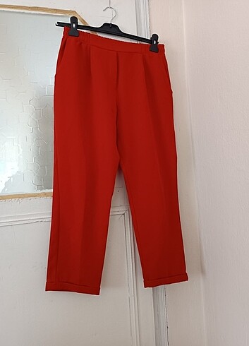 l Beden Kırmızı pantolon 