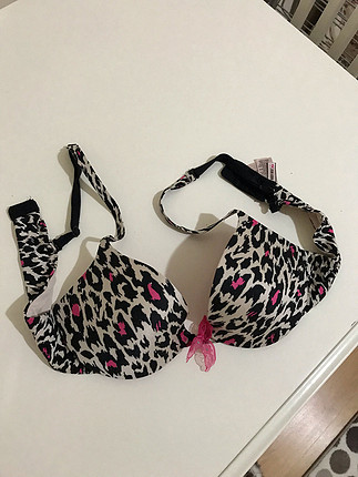 La senza sütyen