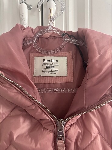 Bershka Bershka Pudra Renk Şişme Yelek (S Beden)