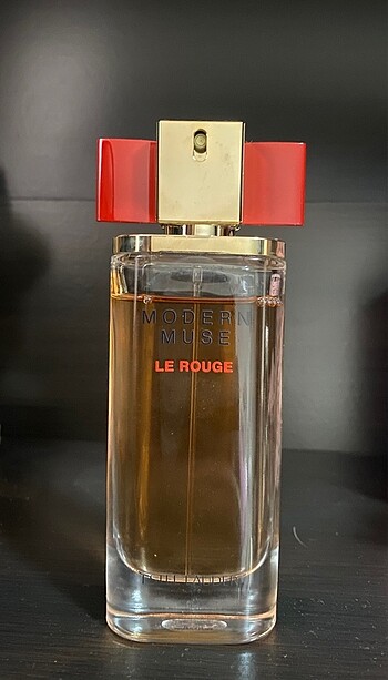Modern Muse- Le Rouge